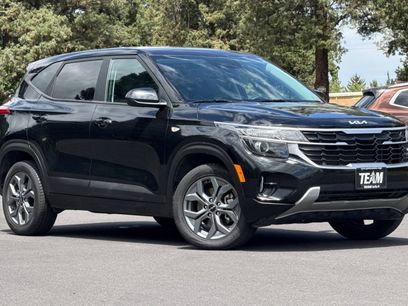 Certified 2024 Kia Seltos LX