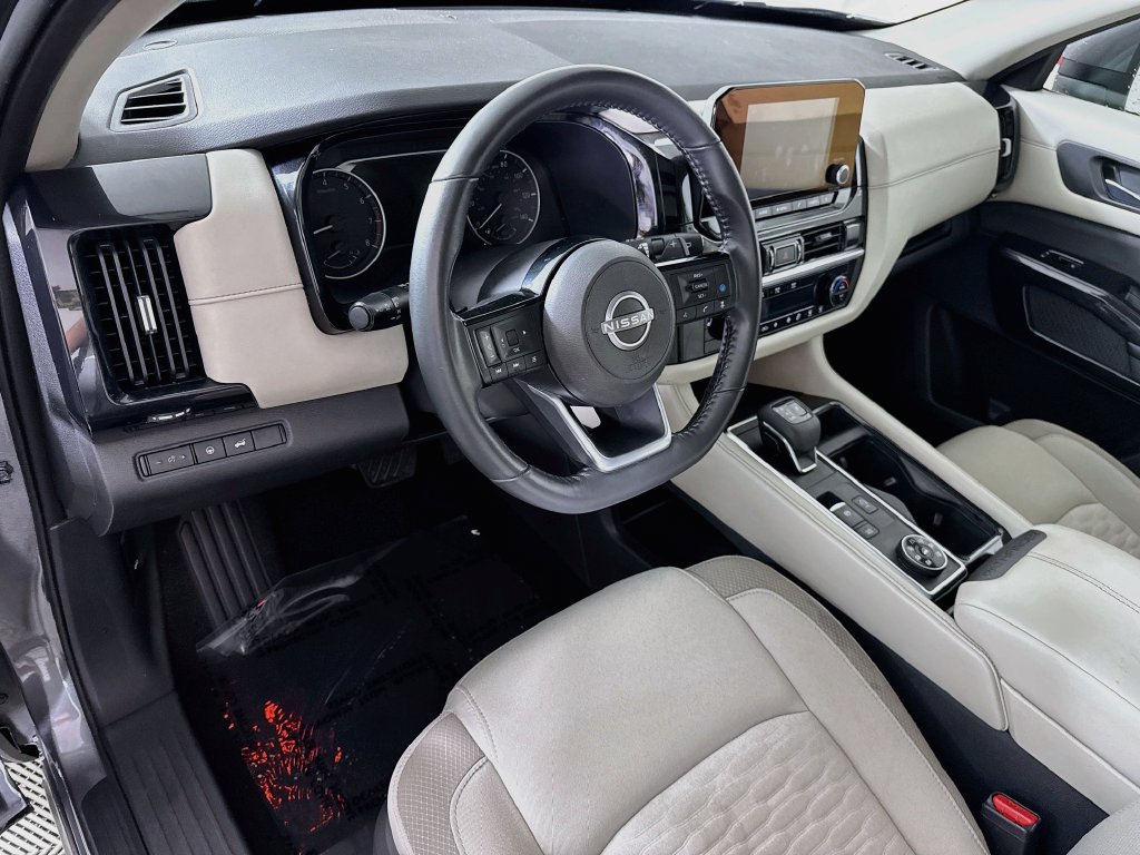 Certified 2022 Nissan Pathfinder SV w/ SV Premium Package AWD/4WD image 19