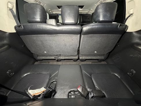 Used 2015 INFINITI QX80 2WD w/ Deluxe Technology Package image 17