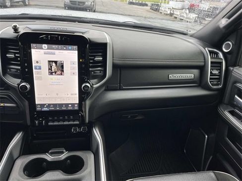 Used 2024 RAM 3500 Laramie w/ Night Edition image 15