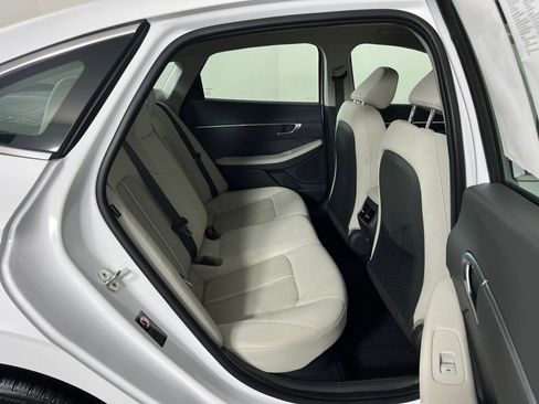 Used 2023 Hyundai Sonata SEL image 15
