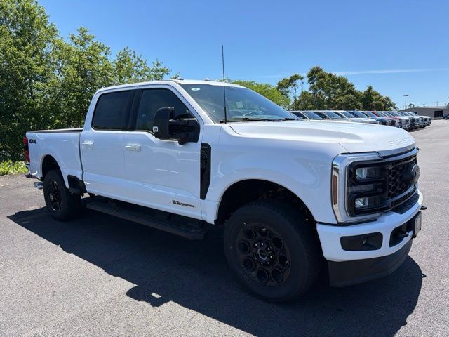 New 2026 Ford F350 Lariat w/ Black Appearance Package AWD/4WD image 1