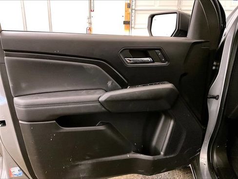 Used 2024 Chevrolet Colorado LT w/ LT Convenience Package AWD/4WD image 22