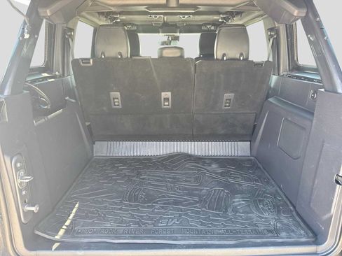 Used 2023 Ford Bronco Wildtrak AWD/4WD image 32