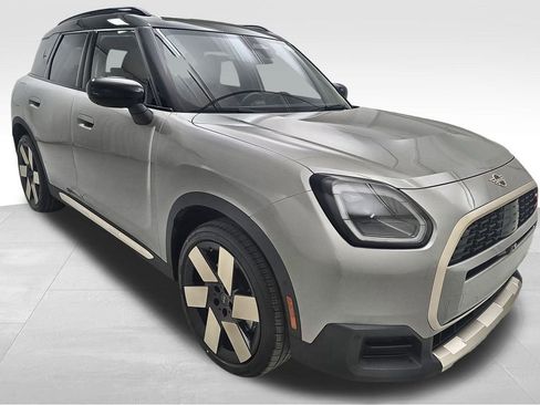 New 2025 MINI Cooper Countryman S image 2