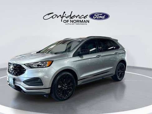 Certified 2024 Ford Edge SE w/ Black Appearance Package AWD/4WD image 4