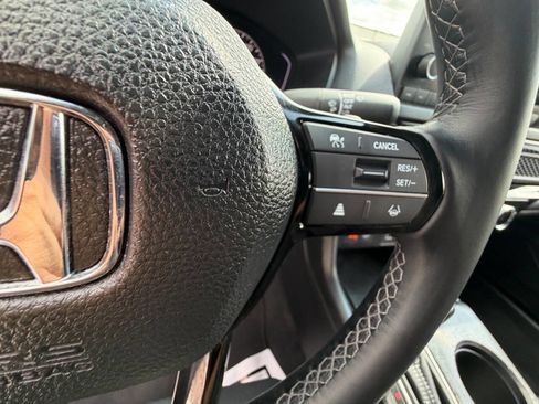 Used 2023 Honda Civic Sport image 12