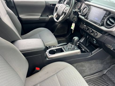Used 2020 Toyota Tacoma SR5 w/ Blackout Package image 16