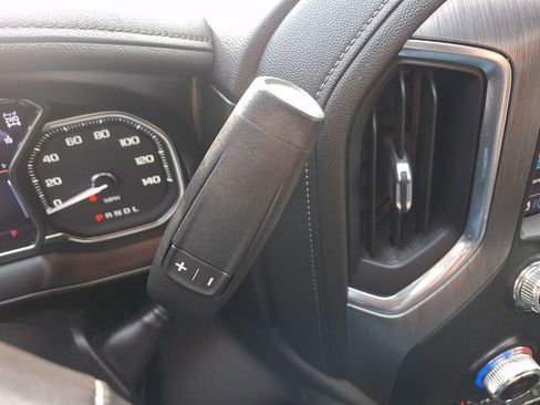 Used 2019 GMC Sierra 1500 Denali w/ Driver Alert Package II AWD/4WD image 15