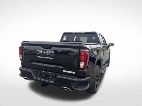 Used 2024 GMC Sierra 1500 Elevation w/ LPO, Elevation Black Package AWD/4WD image 5