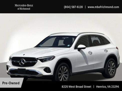 Used 2024 Mercedes-Benz GLC 300 4MATIC image 1