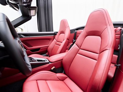 Used 2022 Porsche 911 Carrera S image 54