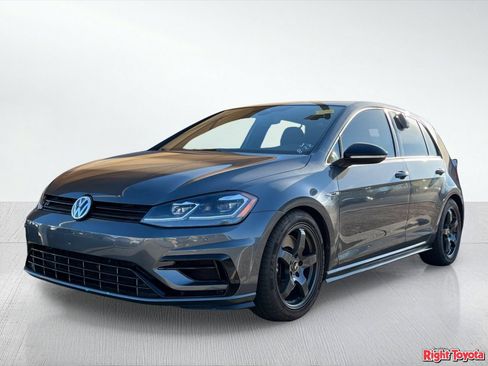 Used 2018 Volkswagen Golf R 4-Door AWD/4WD image 2