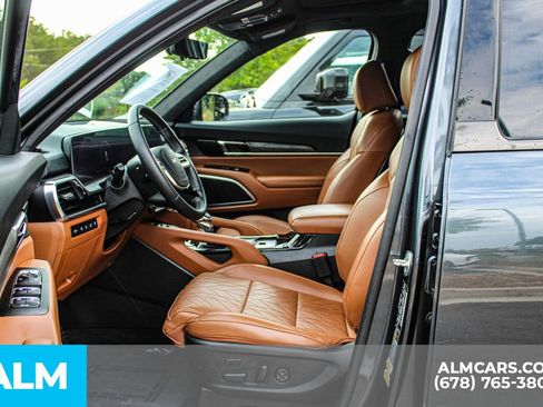 Used 2024 Kia Telluride SX Prestige X-Pro AWD/4WD image 17