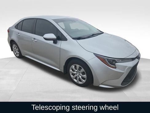 Used 2020 Toyota Corolla LE image 8