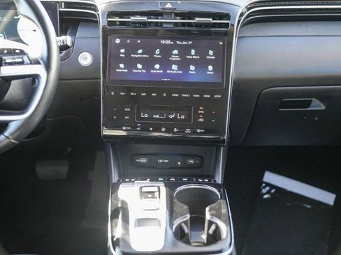 Used 2023 Hyundai Tucson Limited image 14