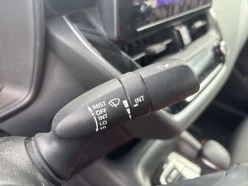 Used 2024 Toyota Corolla SE FWD image 14