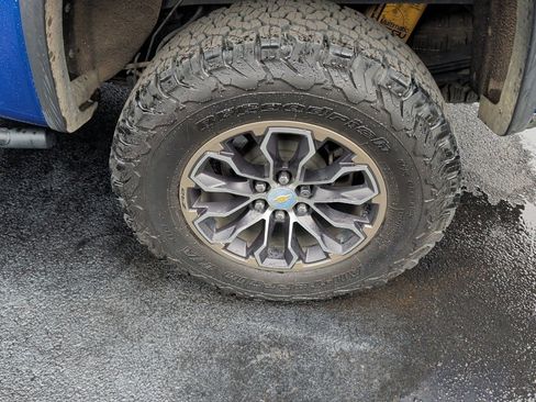 Used 2019 Chevrolet Colorado ZR2 image 5