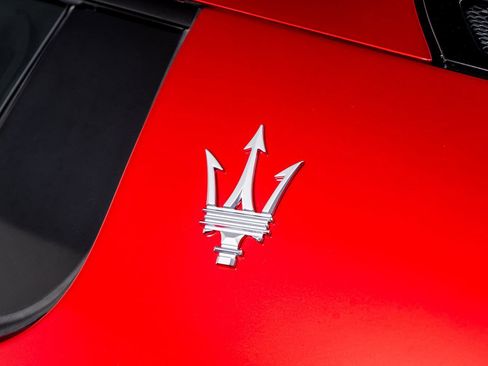 Used 2022 Maserati MC20 Coupe image 18