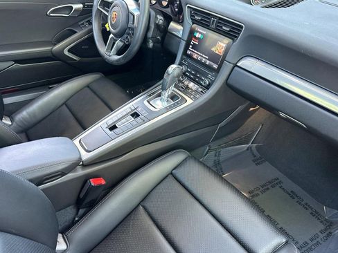 Used 2018 Porsche 911 Carrera RWD image 33
