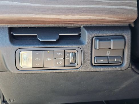 Used 2026 GMC Sierra EV Denali AWD/4WD image 26