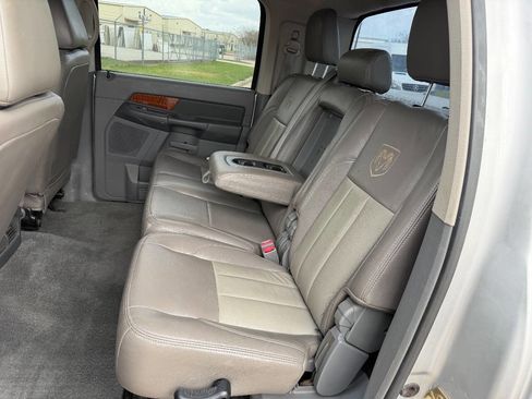 Used 2006 Dodge Ram 3500 Truck SLT AWD/4WD image 17