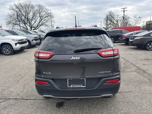 Used 2015 Jeep Cherokee Limited image 3