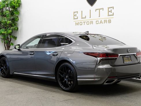 Used 2020 Lexus LS 500 w/ Accessory Package (Z2) image 3