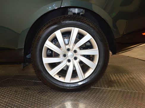 Used 2025 Land Rover Range Rover SE AWD/4WD image 14