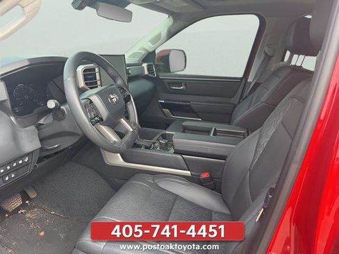 Used 2024 Toyota Tundra Limited AWD/4WD image 7