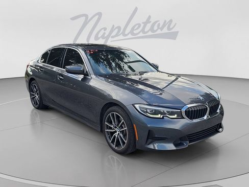 Used 2022 BMW 330i Sedan w/ Premium Package 2 RWD image 8