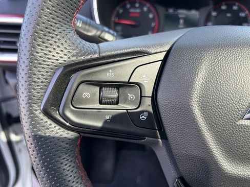 Used 2023 Chevrolet TrailBlazer RS w/ Sun and Liftgate Package image 24