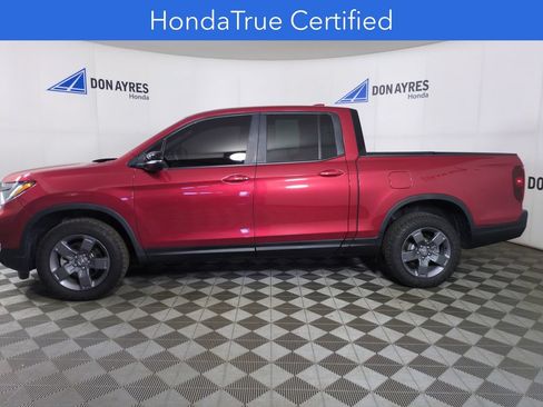 Certified 2024 Honda Ridgeline TrailSport image 2