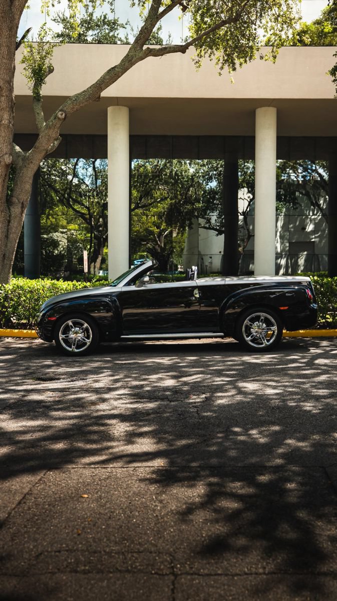 Used 2006 Chevrolet SSR w/ Preferred Equipment Group RWD image 26