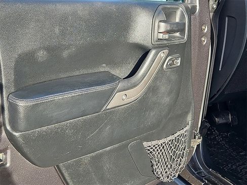 Used 2017 Jeep Wrangler Unlimited Sport image 21