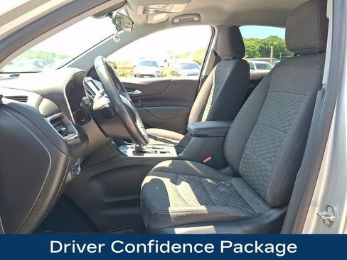 Used 2019 Chevrolet Equinox LT AWD/4WD image 2