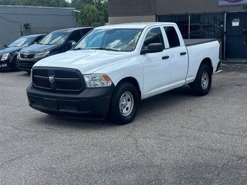 Used 2019 RAM 1500 Tradesman RWD image 1