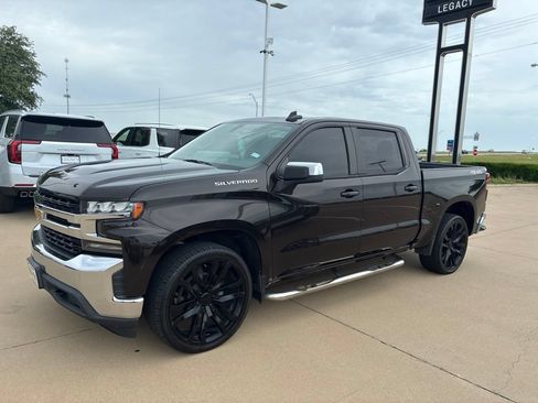 Used 2019 Chevrolet Silverado 1500 LT AWD/4WD image 1