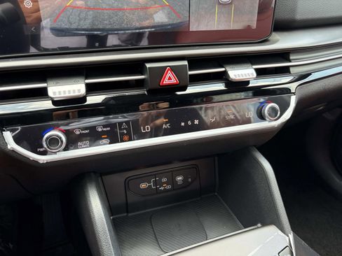 New 2026 Kia Sportage SX image 29