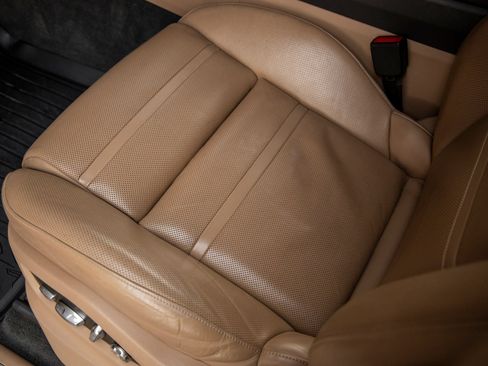 Certified 2019 Porsche Cayenne AWD/4WD image 23