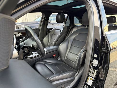 Used 2020 Mercedes-Benz GLC 300 4MATIC image 17