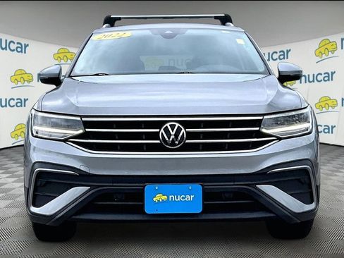 Used 2022 Volkswagen Tiguan SE AWD/4WD image 2