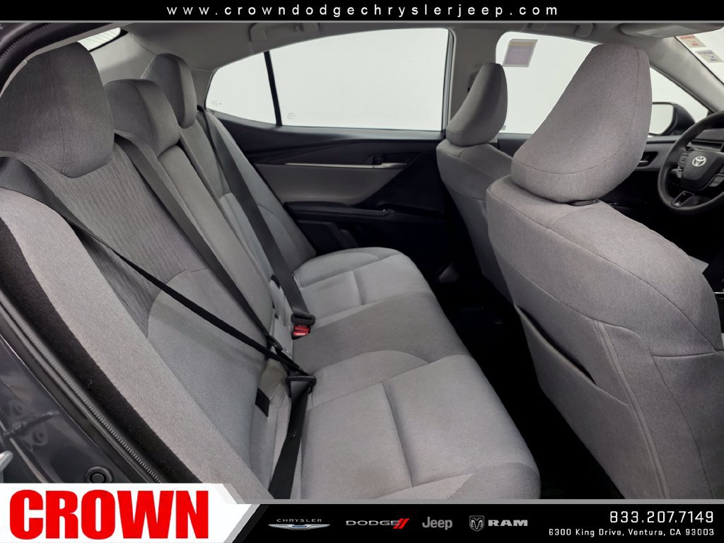 Used 2025 Toyota Camry LE FWD image 14