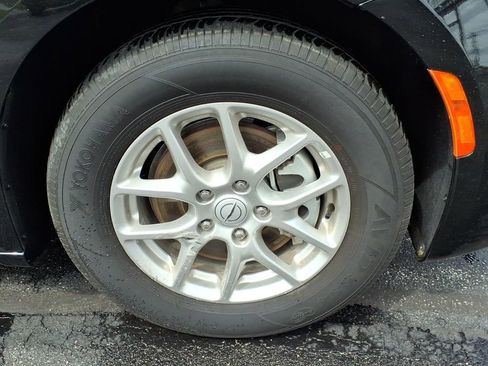 Used 2025 Chrysler Pacifica Select FWD image 20