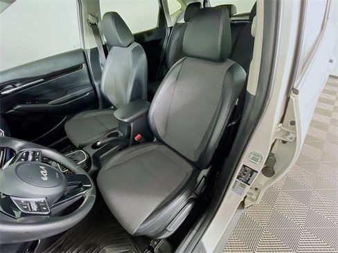 Used 2023 Kia Seltos S image 20