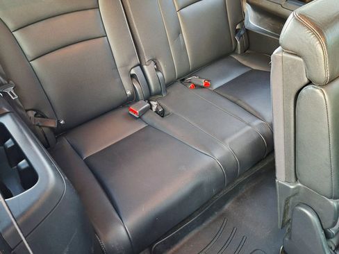 Used 2019 Honda Pilot EX-L image 11