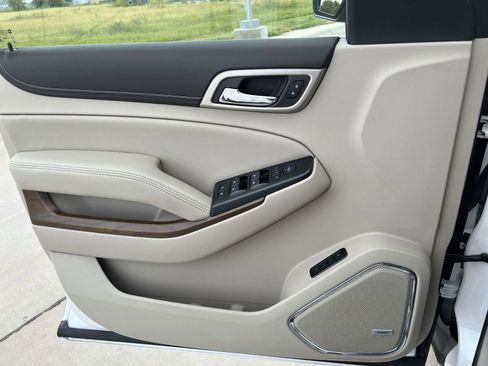 Used 2019 GMC Yukon Denali w/ Enhanced Security Package image 15