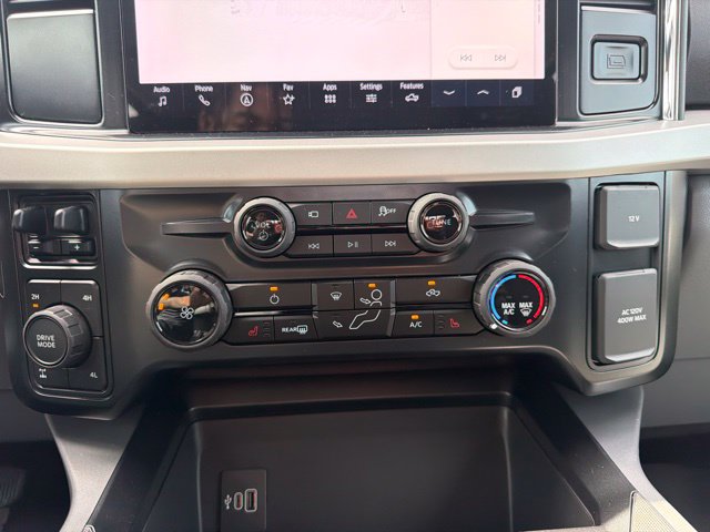 New 2027 Ford F250 XLT w/ XLT Premium Package AWD/4WD image 13