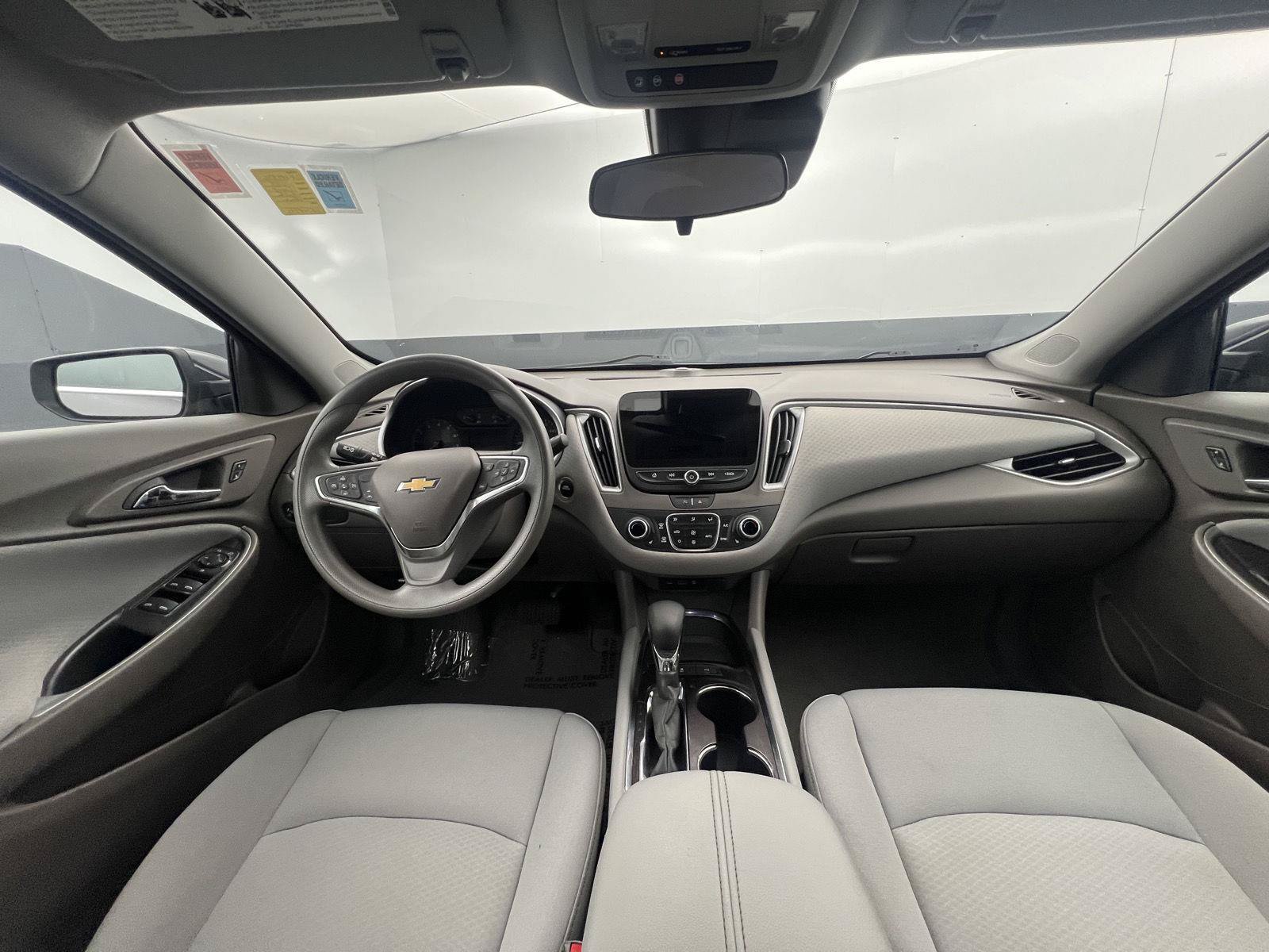 Used 2025 Chevrolet Malibu LT FWD image 20