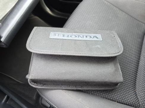 Used 2022 Honda HR-V Sport image 34